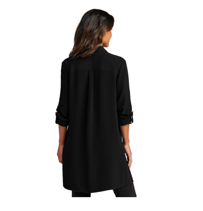 Port AuthorityÂ® Women's Textured Crepe Long Tunic